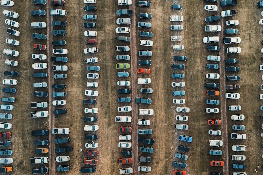 Parquery monitors vehicles on parking lots without markings