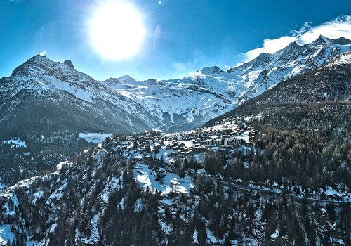 Parquery guides visitors to a parking spot before entering the car-free zone