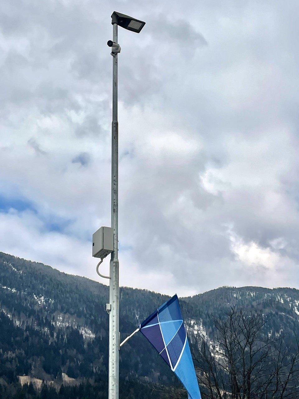 Images from Axis cameras are analyzed by Parquery in Slovenia