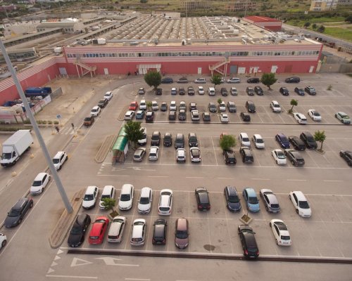 An ideal camera view to detect vehicles is to see them from the front or from the back.