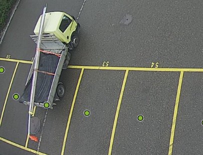 Empty-trailer-flatbed