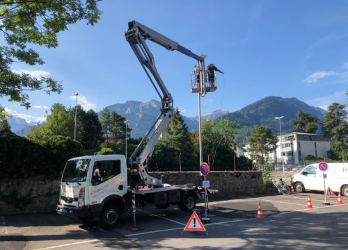 Parquery supports customers during camera installation, either on-site or remotely