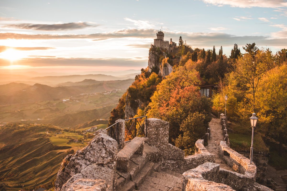 Parquery monitors the parking lots of luxury shopping malls in San Marino