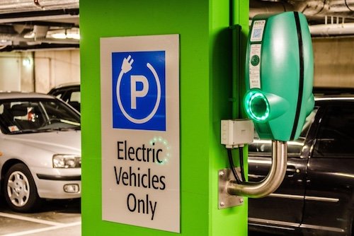 Parquery sends alerts if vehicles overstay on e-charging spots